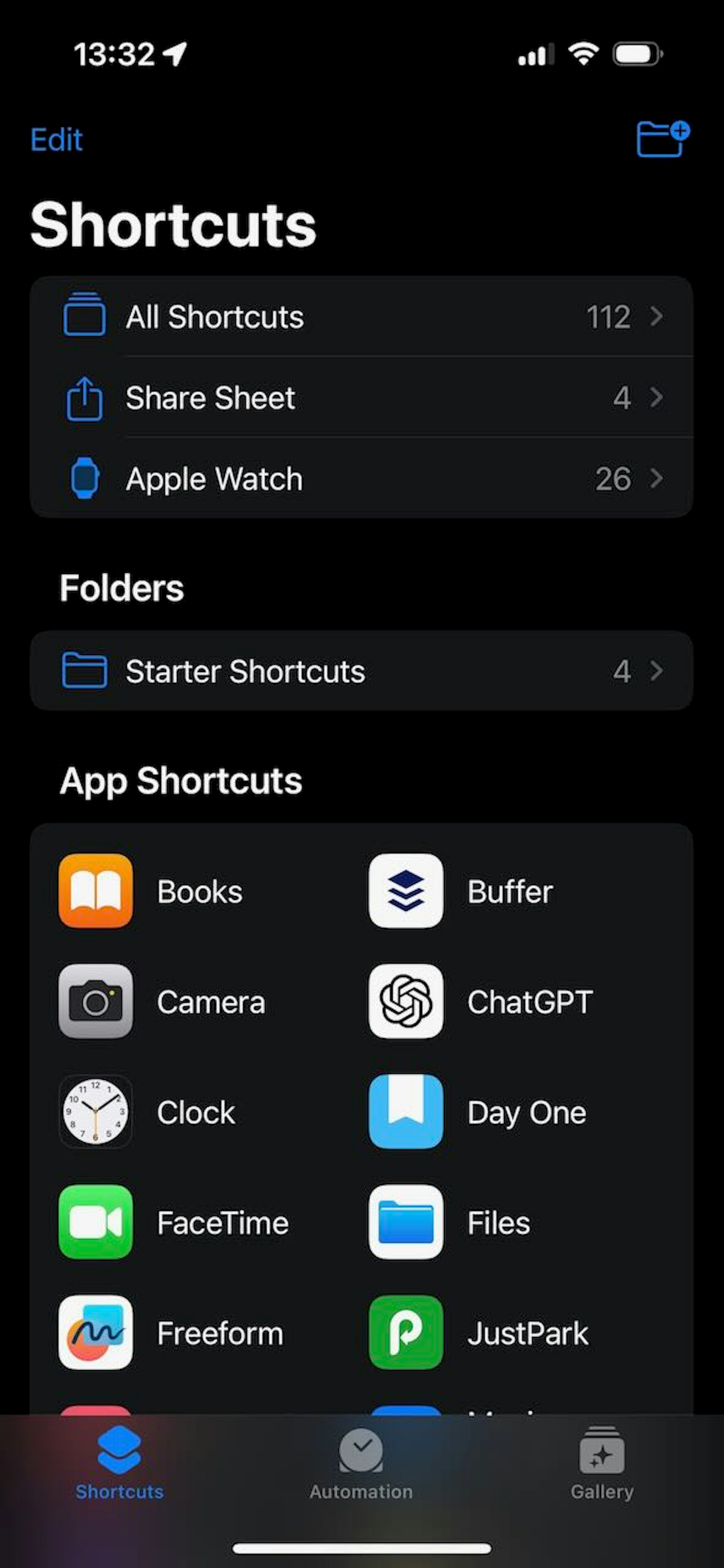Fig 5: The shortcuts app. Uses an icon button on the right and text button on the left. Both are normal weight and use
the accent colour.