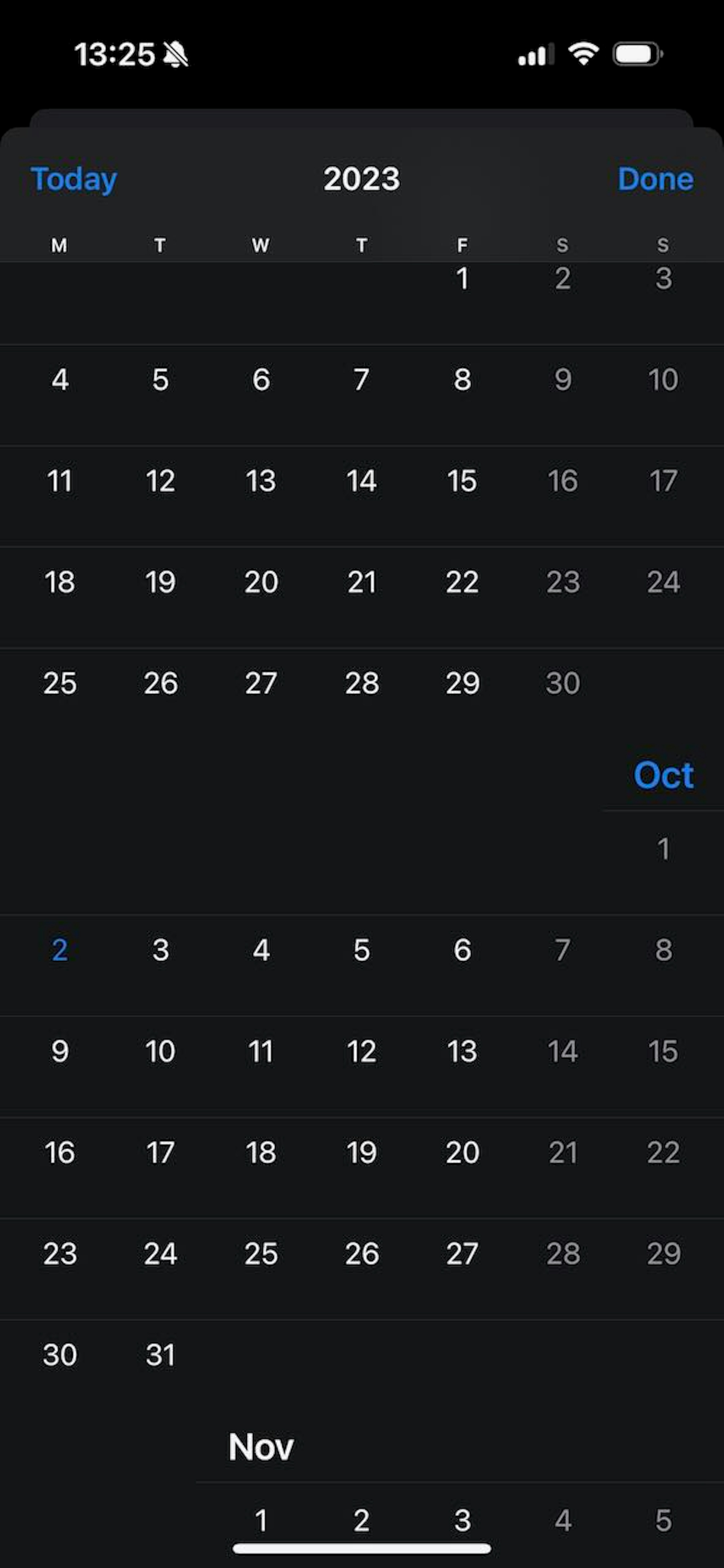 Fig 3: A date selection screen in Apple's fitness app. Both buttons have a bold font weight and both use an accent
colour.